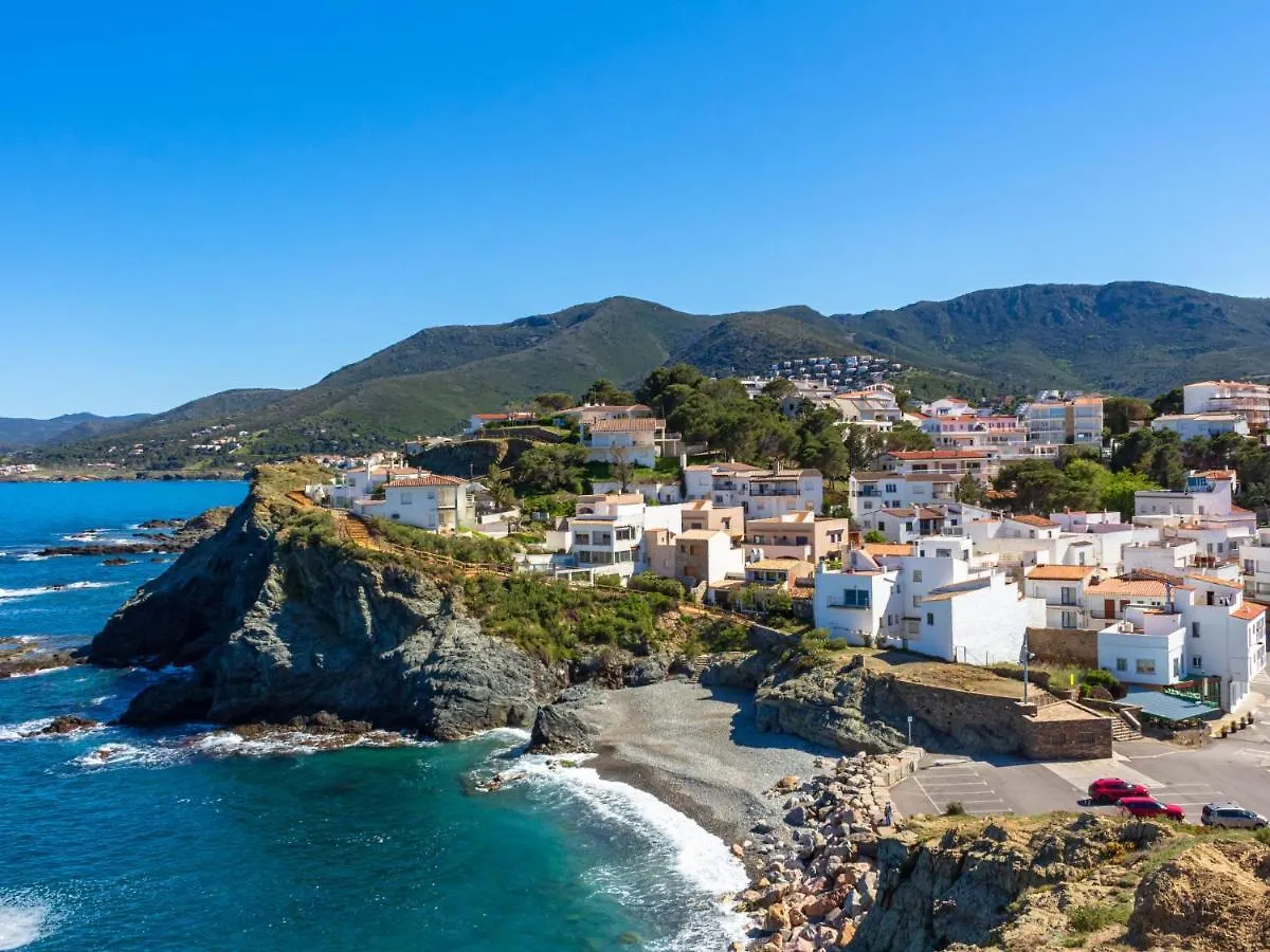 Apartment Maritim II Llanca 0*,  Spain